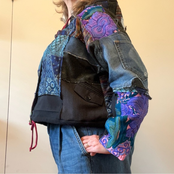Upcycled Hoodie Sweatshirt Jacket Patchwork Fabric Scraps Frayed Apocalyptic - Picture 8 of 14